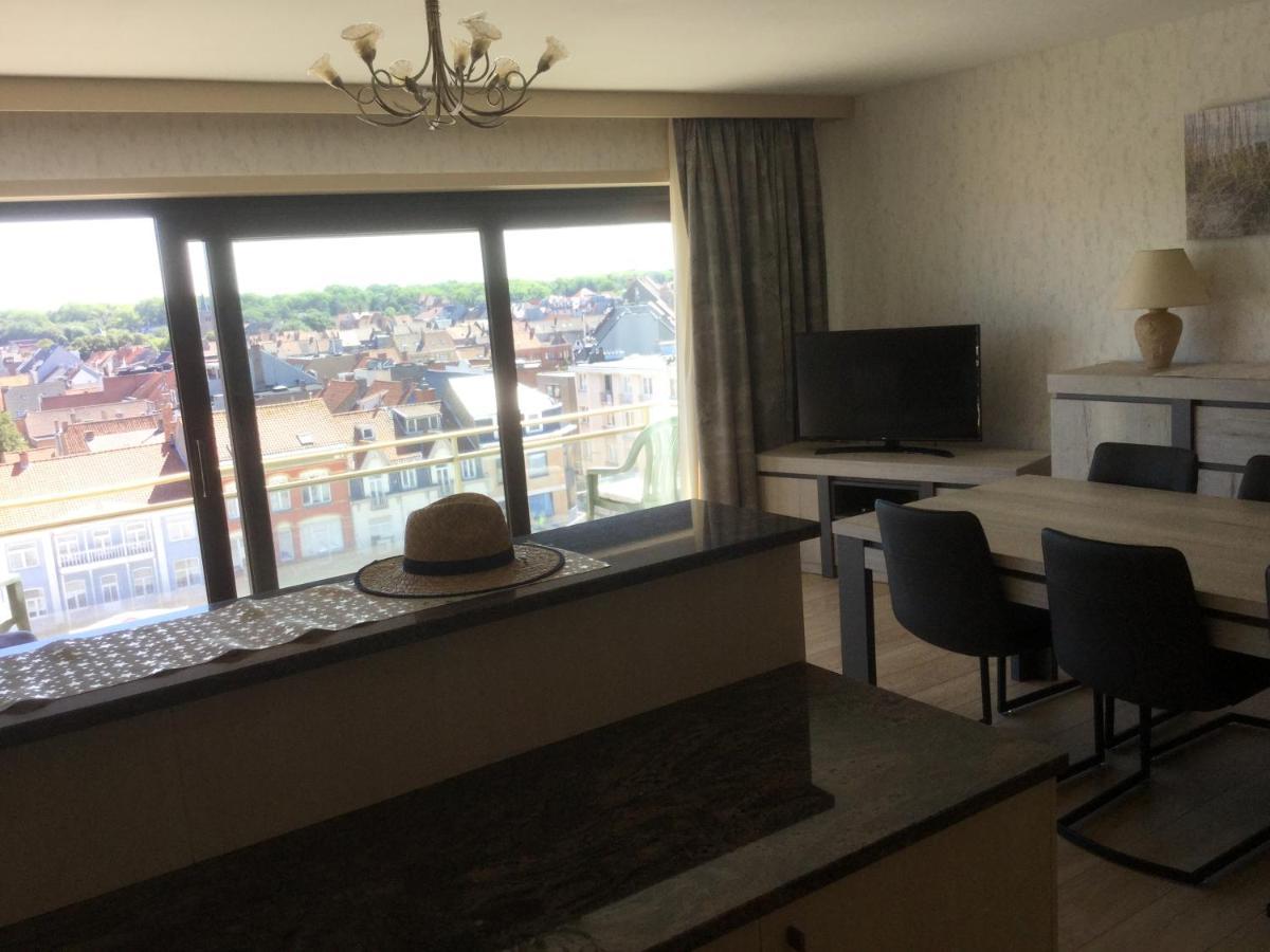 Panoramisch Tussen Zee ,bos En De Duinen Apartment De Panne